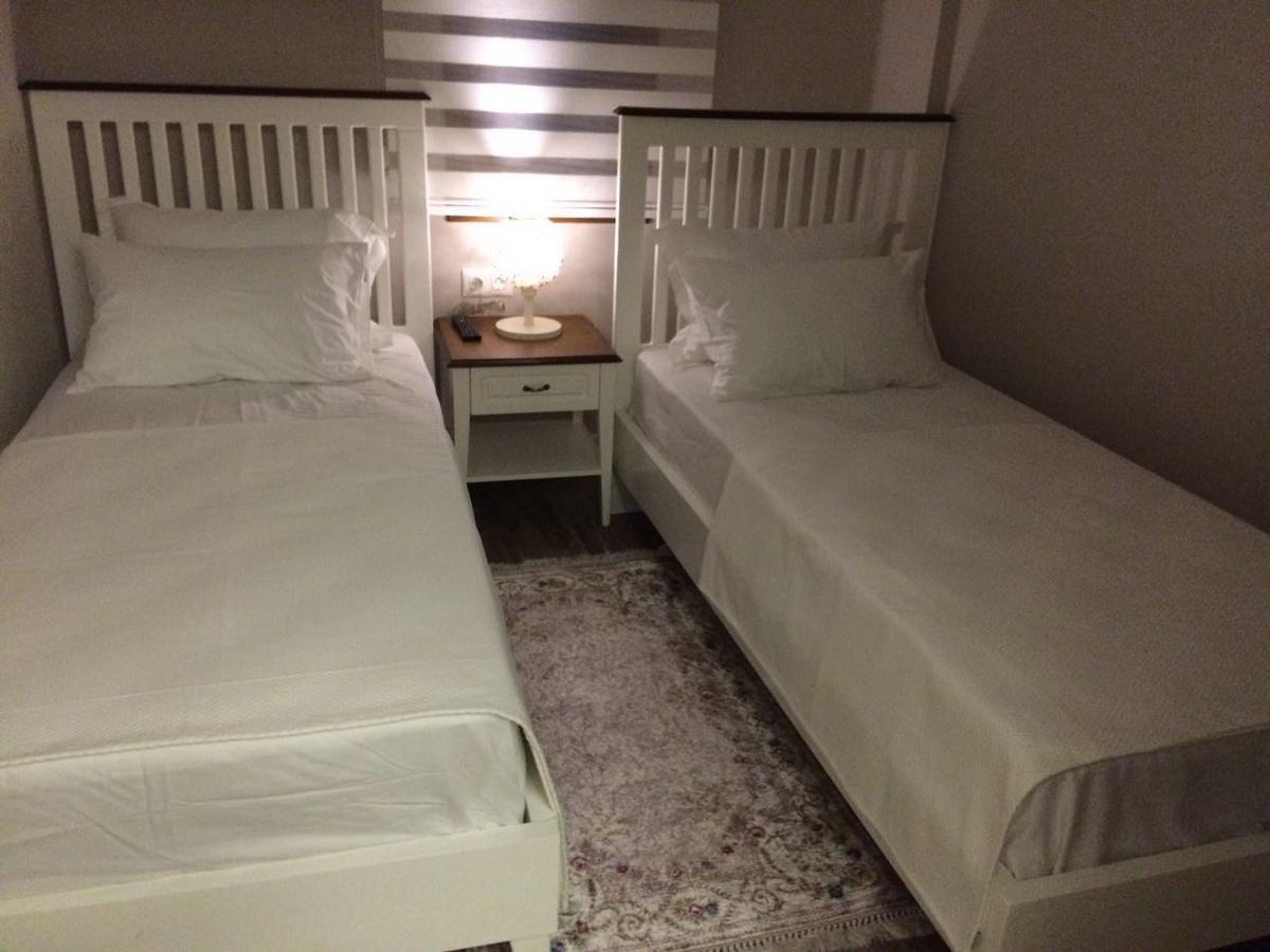 Yenifoca Focamor Otel מראה חיצוני תמונה