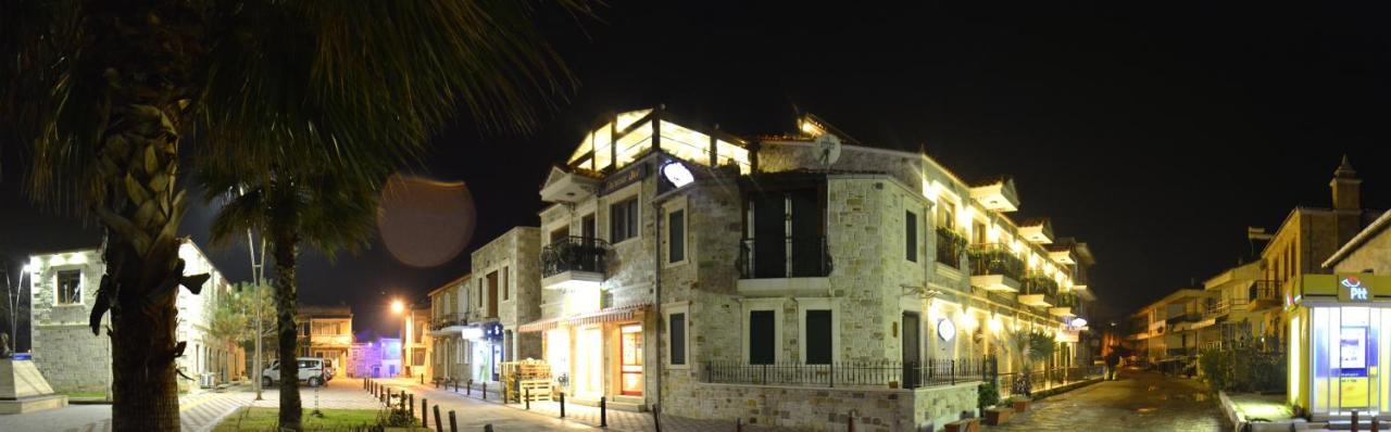 Yenifoca Focamor Otel מראה חיצוני תמונה
